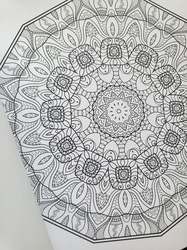 Amazing mandala - Creatief kleuren voor volwassenen - mandaly